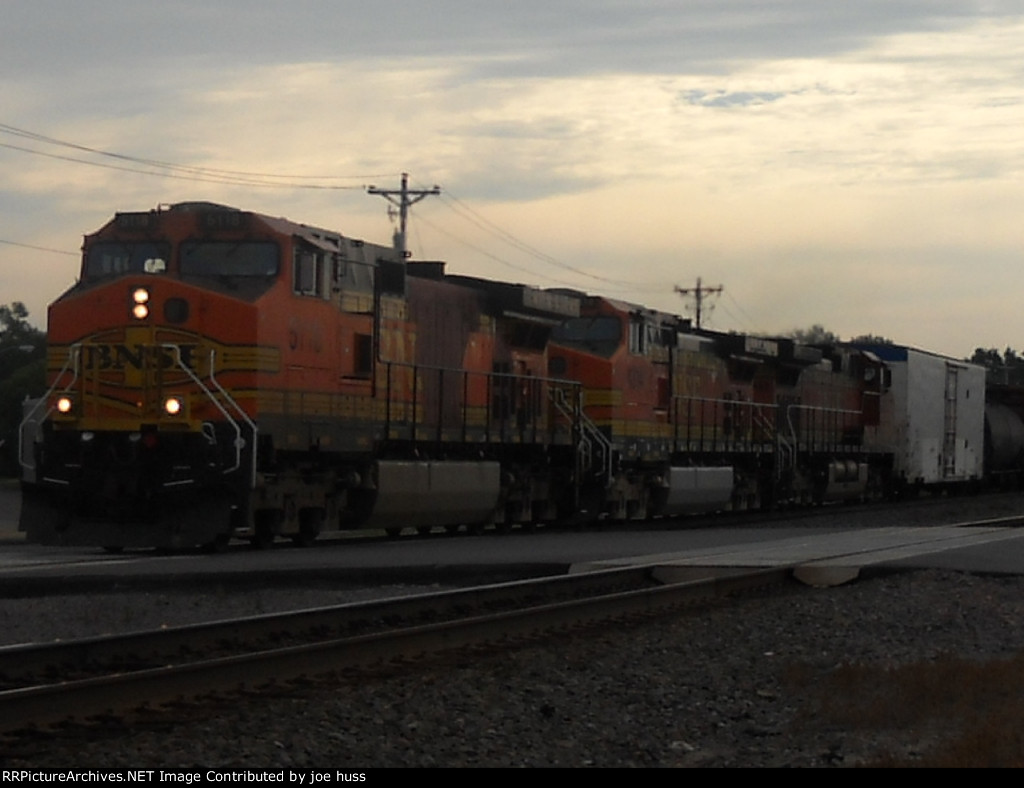 BNSF 5118 West